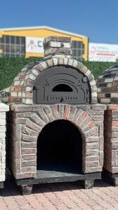 Pizza Master Outdoor Stone Oven – Handcrafted Italian Wood-Fired Oven with Firebrick Core & Authentic Brick Arch Design ,Homemade pizza oven